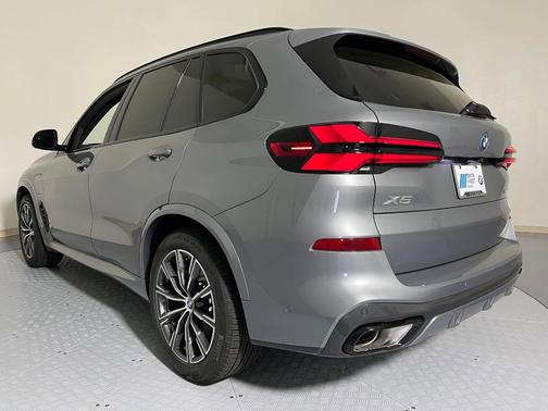 2026 BMW X5 PHEV xDrive50e