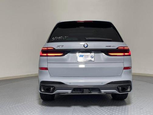 2026 BMW X7 xDrive40i
