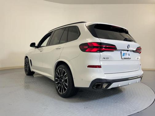 2026 BMW X5 PHEV xDrive50e