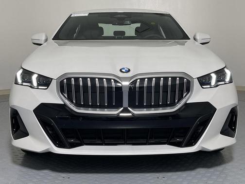2026 BMW 530 i