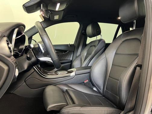 2022 Mercedes-Benz GLC 300 Base