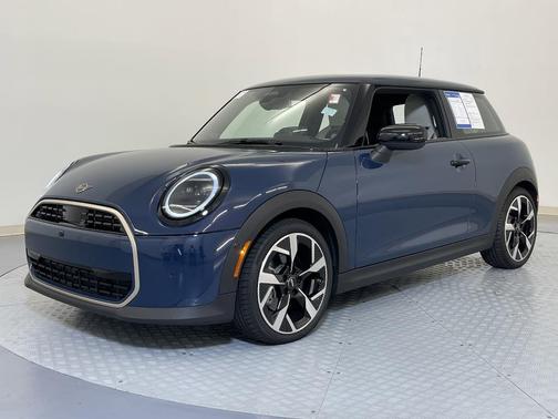 2025 MINI Hardtop