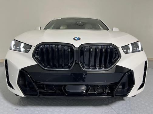 2026 BMW X6 xDrive40i