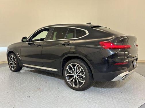 Black Sapphire Metallic 2024 BMW X4 xDrive30i