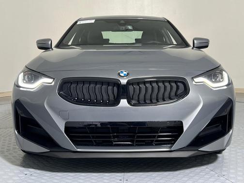 2026 BMW 230 i xDrive