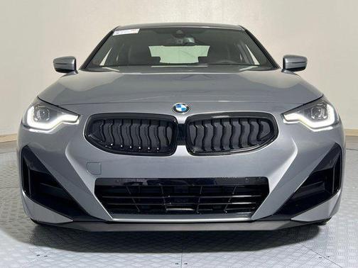 2026 BMW 230 i xDrive