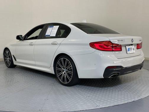 2018 BMW 540 i