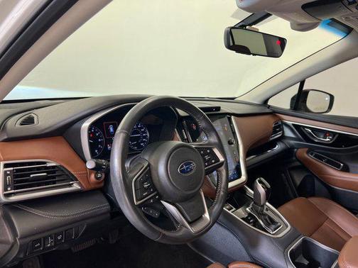 2022 Subaru Outback Touring XT