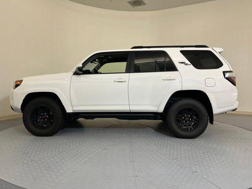 2023 Toyota 4Runner TRD Off Road