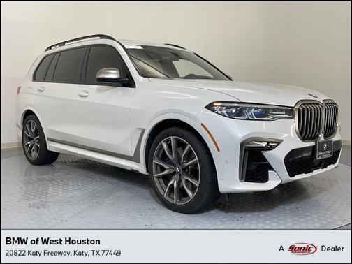 2022 BMW X7 M50i