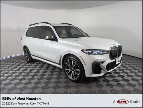 2022 BMW X7 M50i