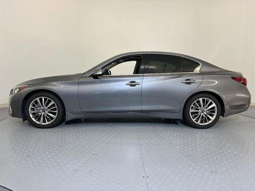 2024 INFINITI Q50 LUXE