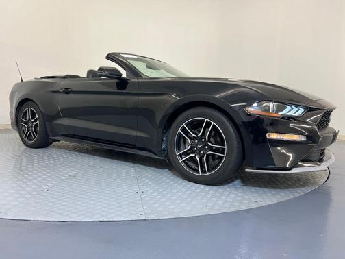 2020 Ford Mustang EcoBoost