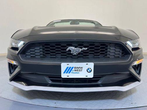 2020 Ford Mustang EcoBoost