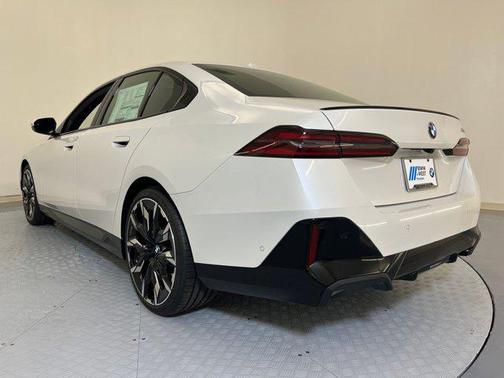 2026 BMW 530 i