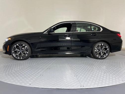 2025 BMW 330 i xDrive