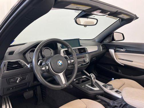 2020 BMW 230 i