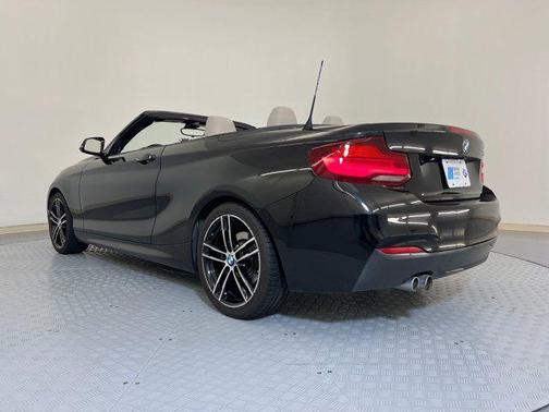 2020 BMW 230 i