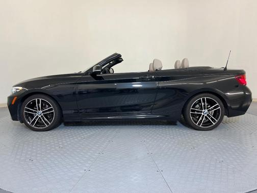 2020 BMW 230 i