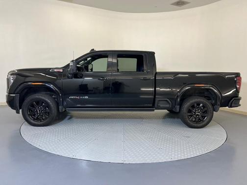 2025 GMC Sierra 2500 AT4