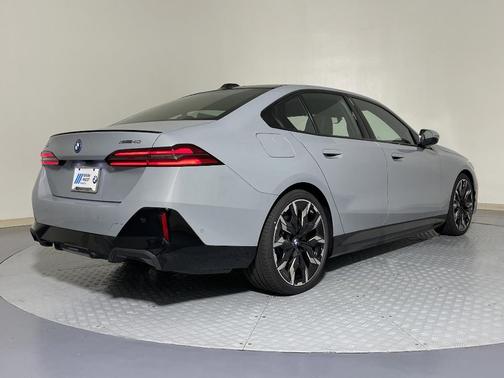 2026 BMW i5 xDrive40