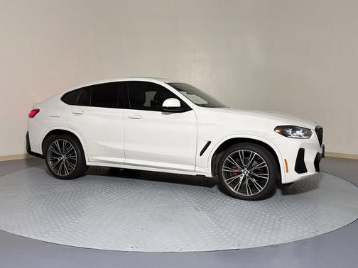 Alpine White 2024 BMW X4 xDrive30i