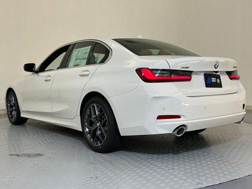 Alpine White 2025 BMW 330 i xDrive