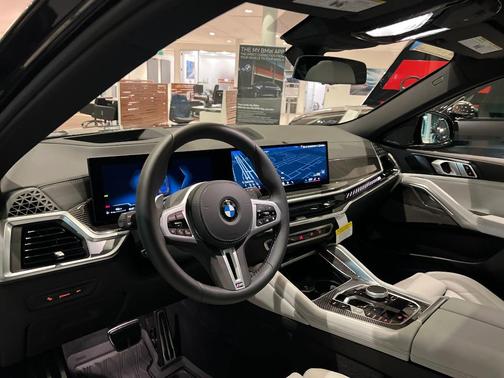 2026 BMW X6 M60i