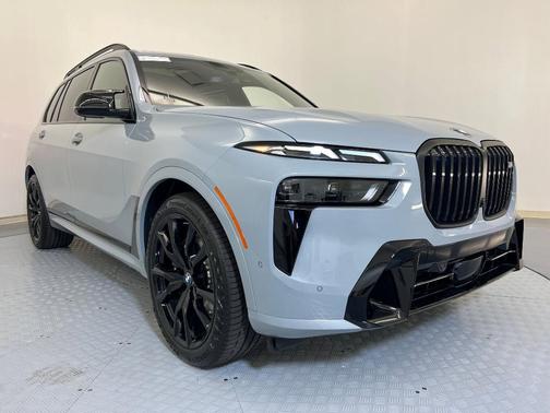 2026 BMW X7 M60i