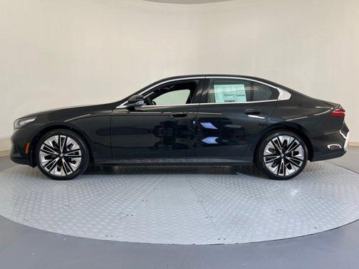 2026 BMW 530 i