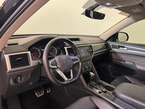 2021 Volkswagen Atlas 3.6 V6 SE w/ Technology R-Line