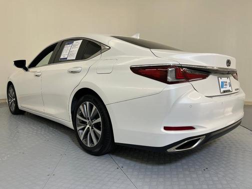 2020 Lexus ES 350 Base