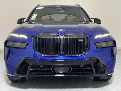 2026 BMW X7 M60i