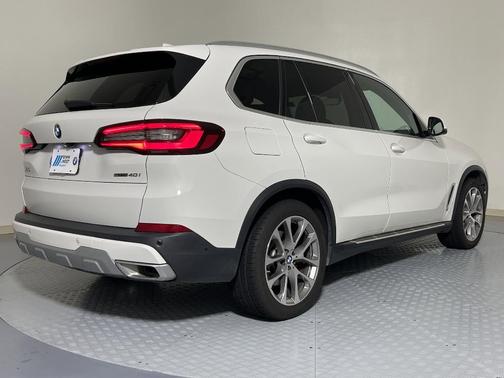2023 BMW X5 sDrive40i