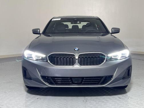 2025 BMW 330 i