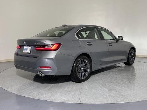 2025 BMW 330 i