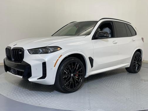 2025 BMW X5 M60i