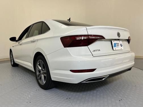 2021 Volkswagen Jetta 1.4T R-Line