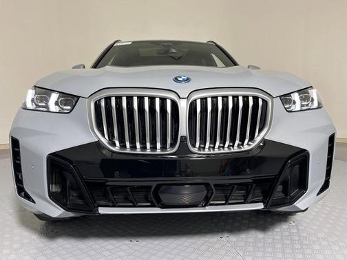 2026 BMW X5 PHEV xDrive50e