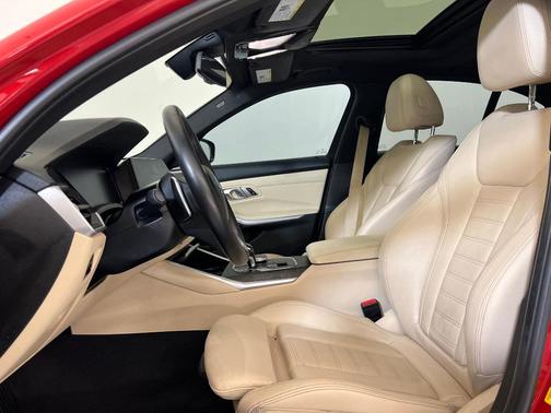 2020 BMW 330 i