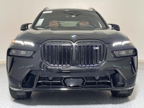 2026 BMW X7 M60i