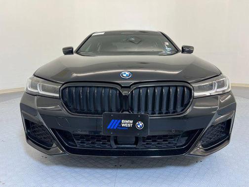 2022 BMW 530e 530e