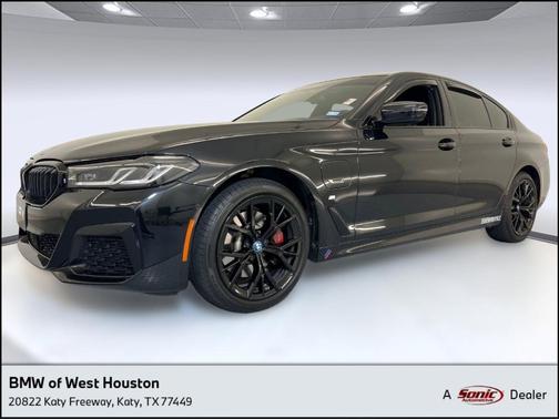 2022 BMW 530e 530e