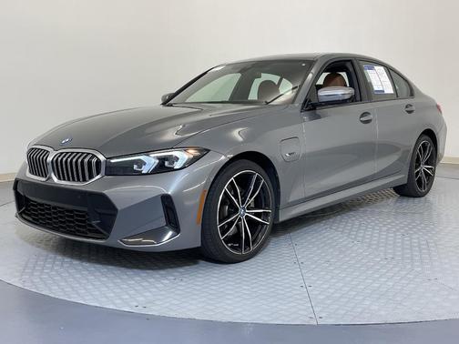 2023 BMW 330e 330e