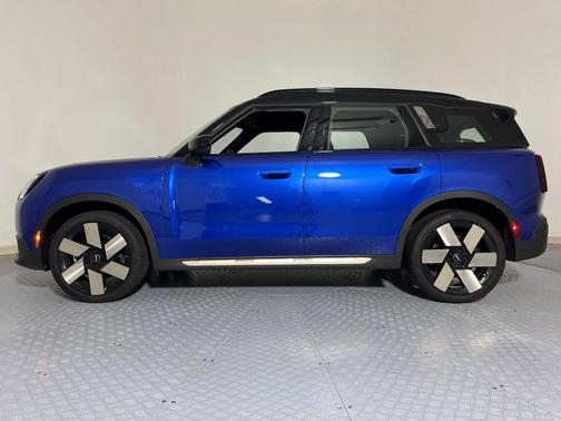 2025 MINI Countryman S