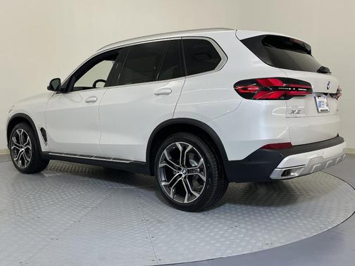 2025 BMW X5 sDrive40i