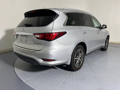 2016 INFINITI QX60 Base