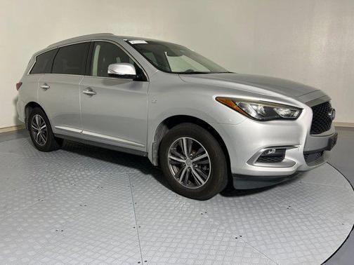 2016 INFINITI QX60 Base