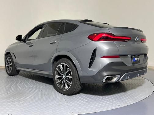 2025 BMW X6 xDrive40i