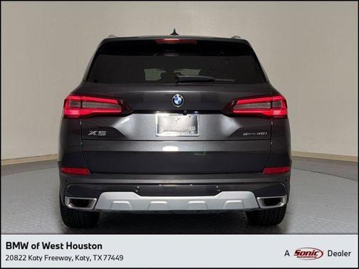 Dark Graphite Metallic 2023 BMW X5 sDrive40i